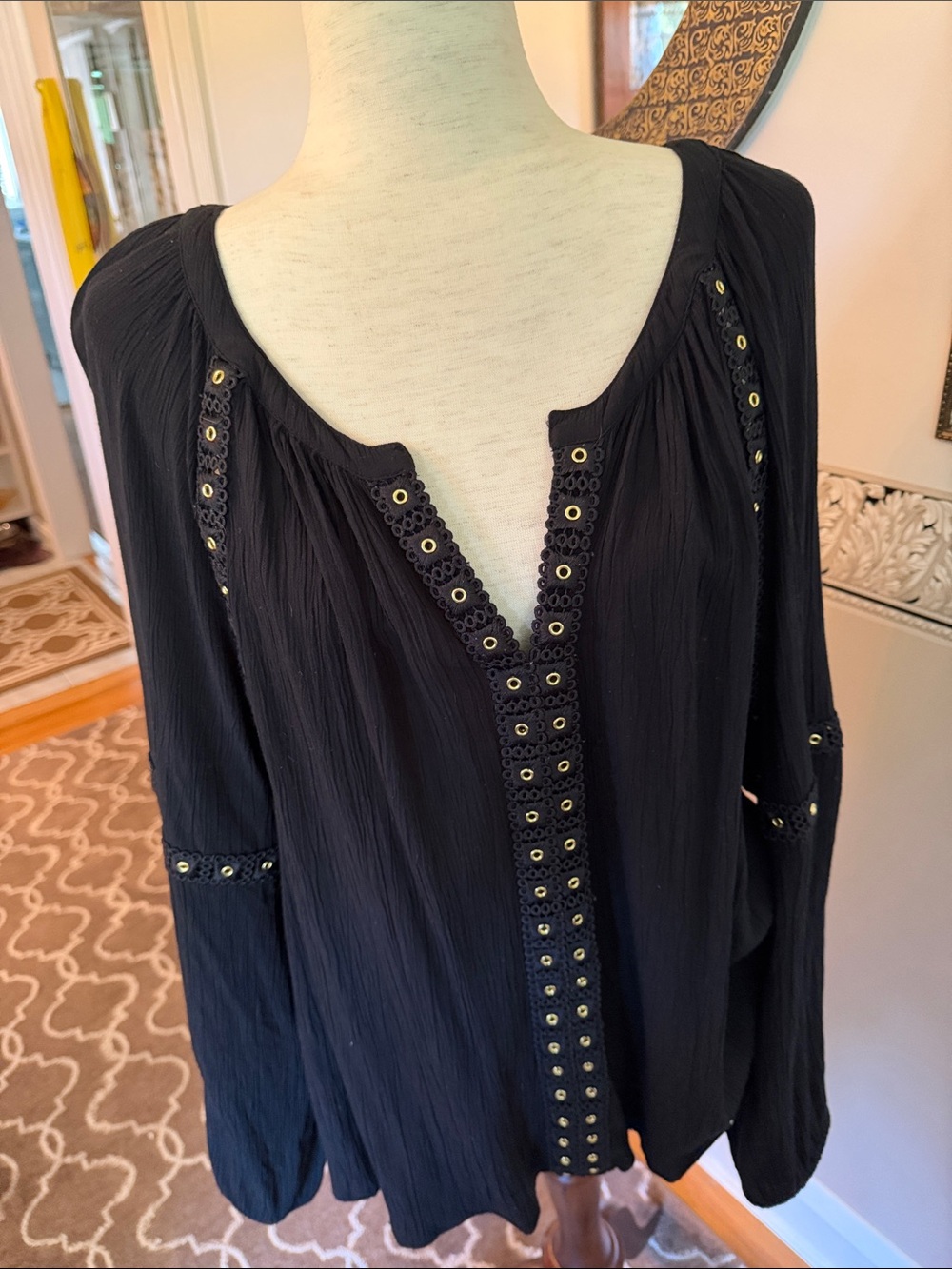 like New INC XL Black Eyelet-Trim Long Sleeve Women's Top